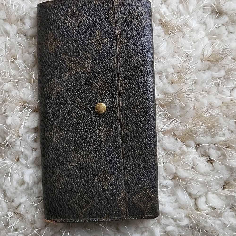 LV - Louis Vuitton Sarah Wallet - Picture 3 of 10